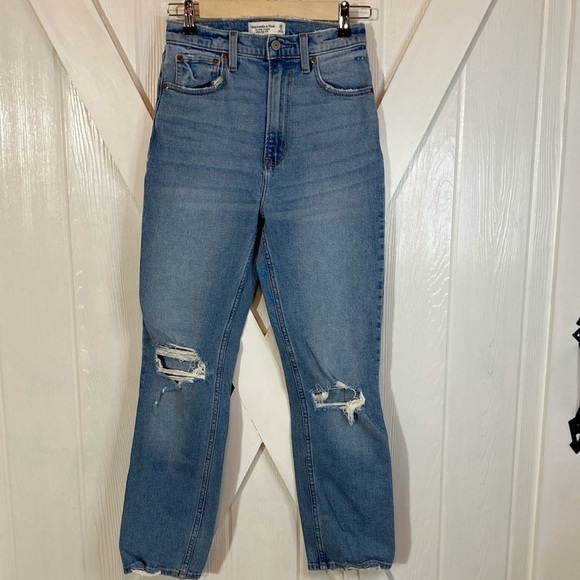 Abercrombie & Fitch Blue High Rise Distressed Jeans - Picture 1 of 12